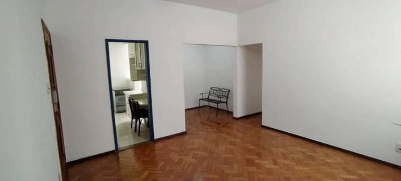 Apartamento à venda com 3 quartos, 90m² - Foto 2