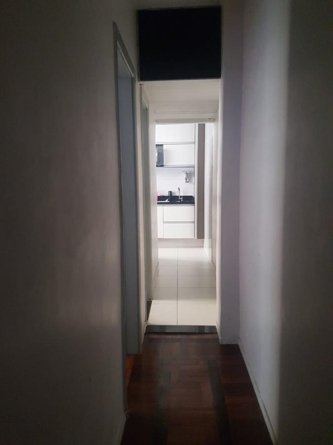 Apartamento à venda com 2 quartos, 74m² - Foto 3