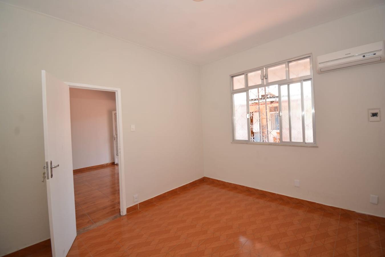 Casa à venda com 2 quartos, 72m² - Foto 20