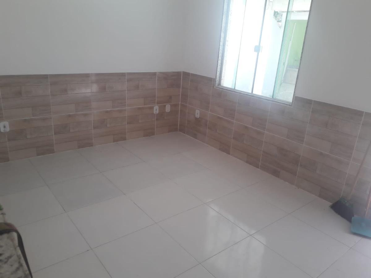 Casa à venda com 2 quartos, 130m² - Foto 2