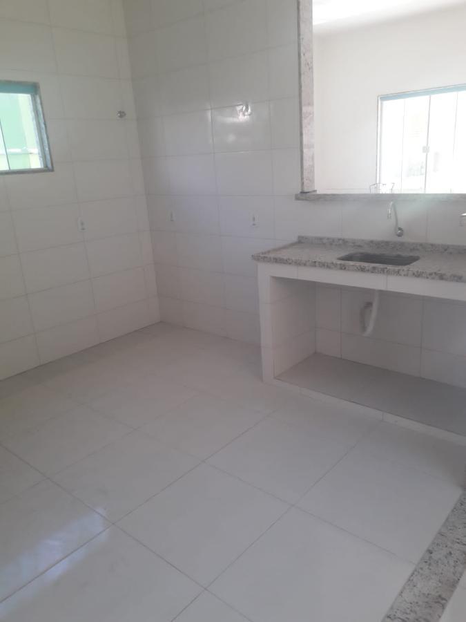 Casa à venda com 2 quartos, 130m² - Foto 8