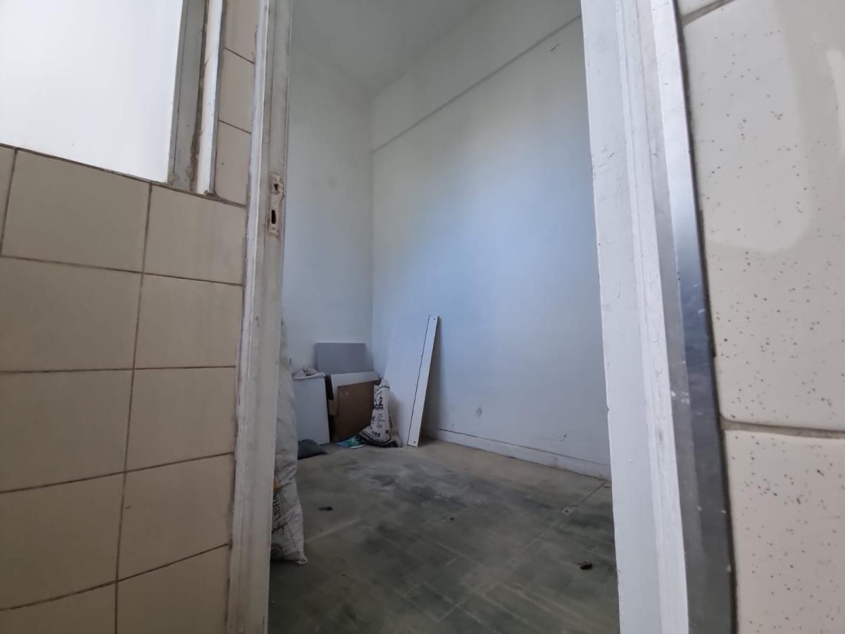 Apartamento à venda com 2 quartos, 68m² - Foto 11