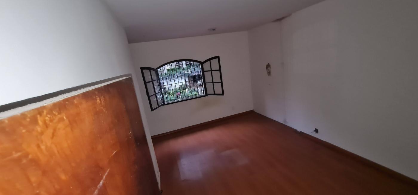 Casa à venda com 3 quartos, 191m² - Foto 11