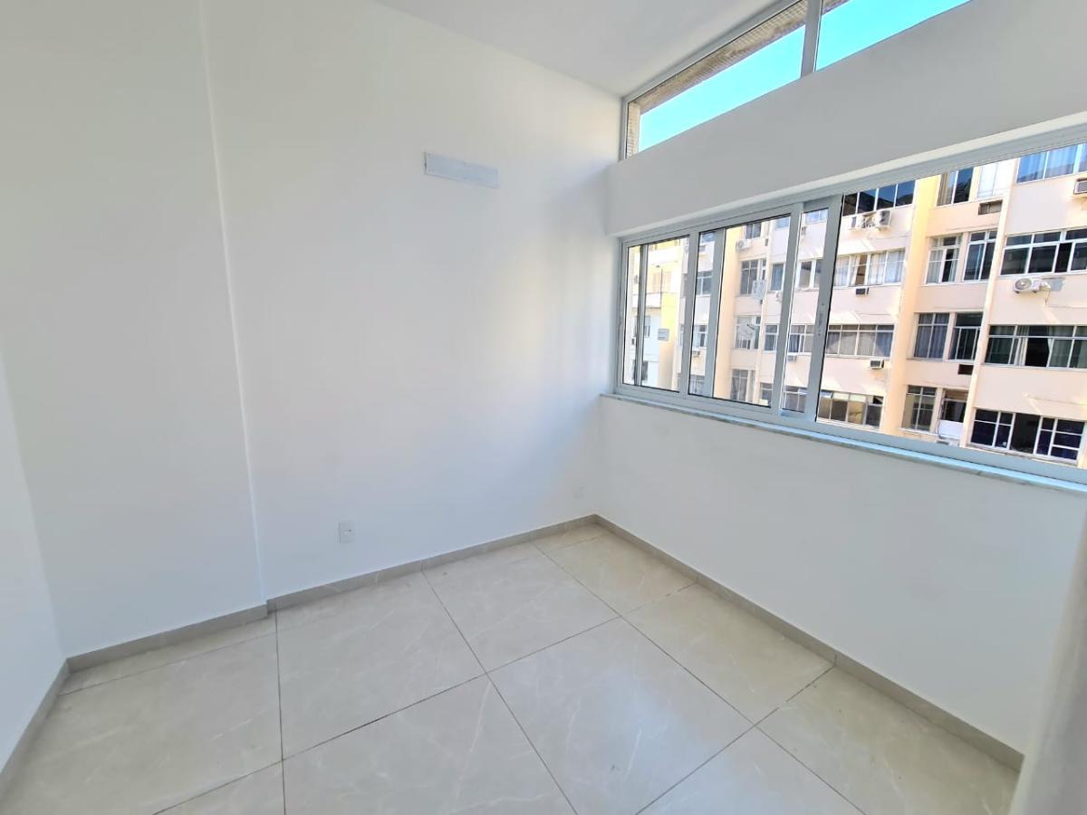 Apartamento à venda com 2 quartos, 60m² - Foto 29