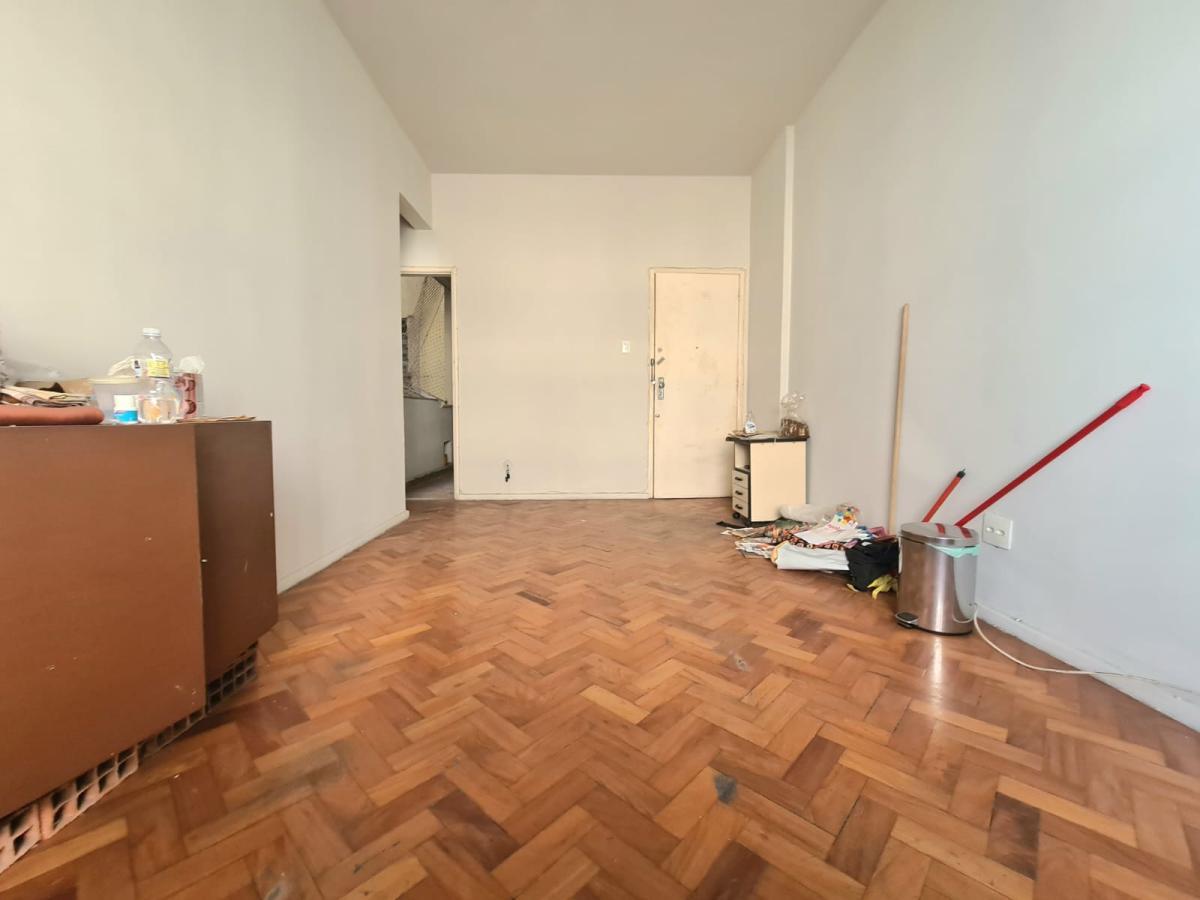 Apartamento à venda com 1 quarto, 50m² - Foto 12