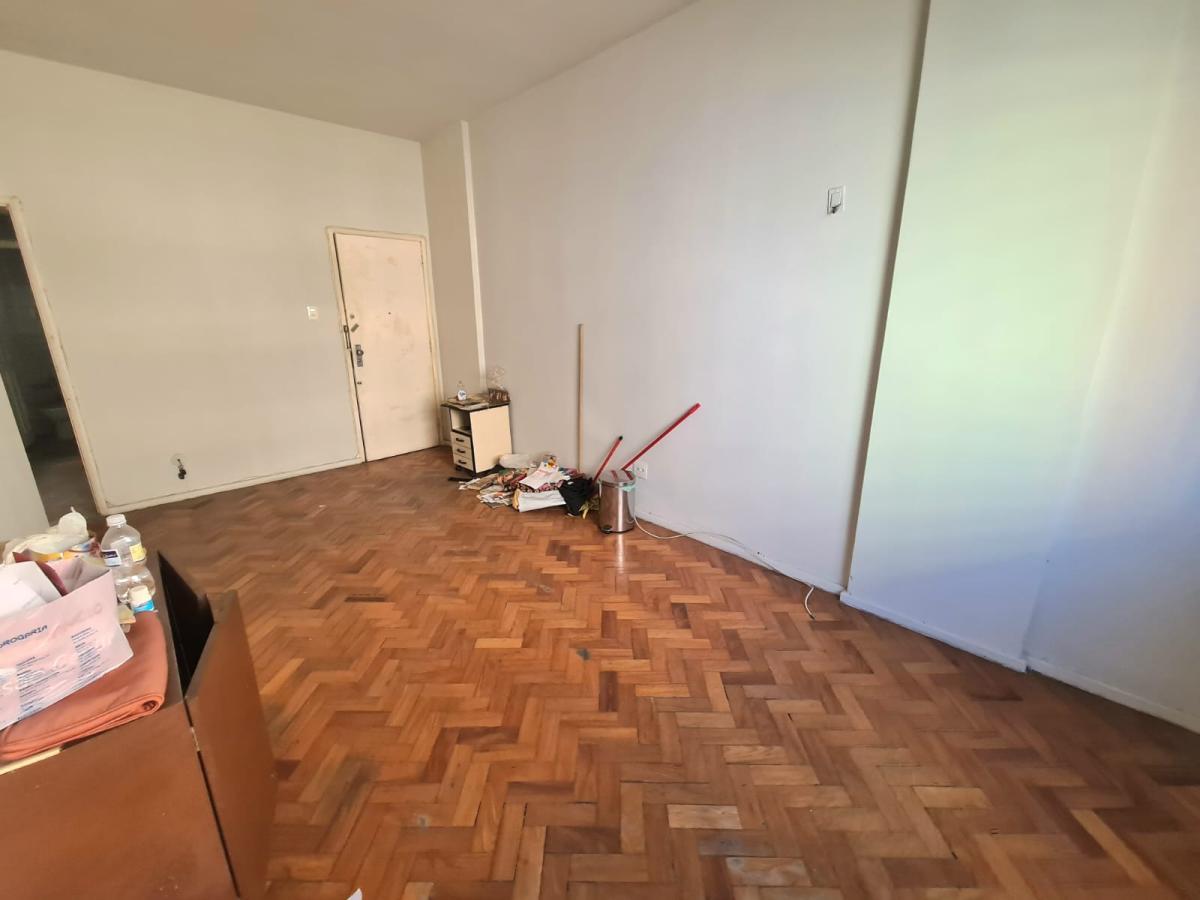 Apartamento à venda com 1 quarto, 50m² - Foto 13