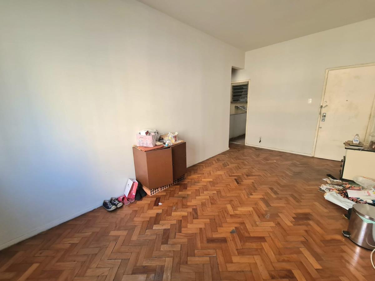 Apartamento à venda com 1 quarto, 50m² - Foto 14