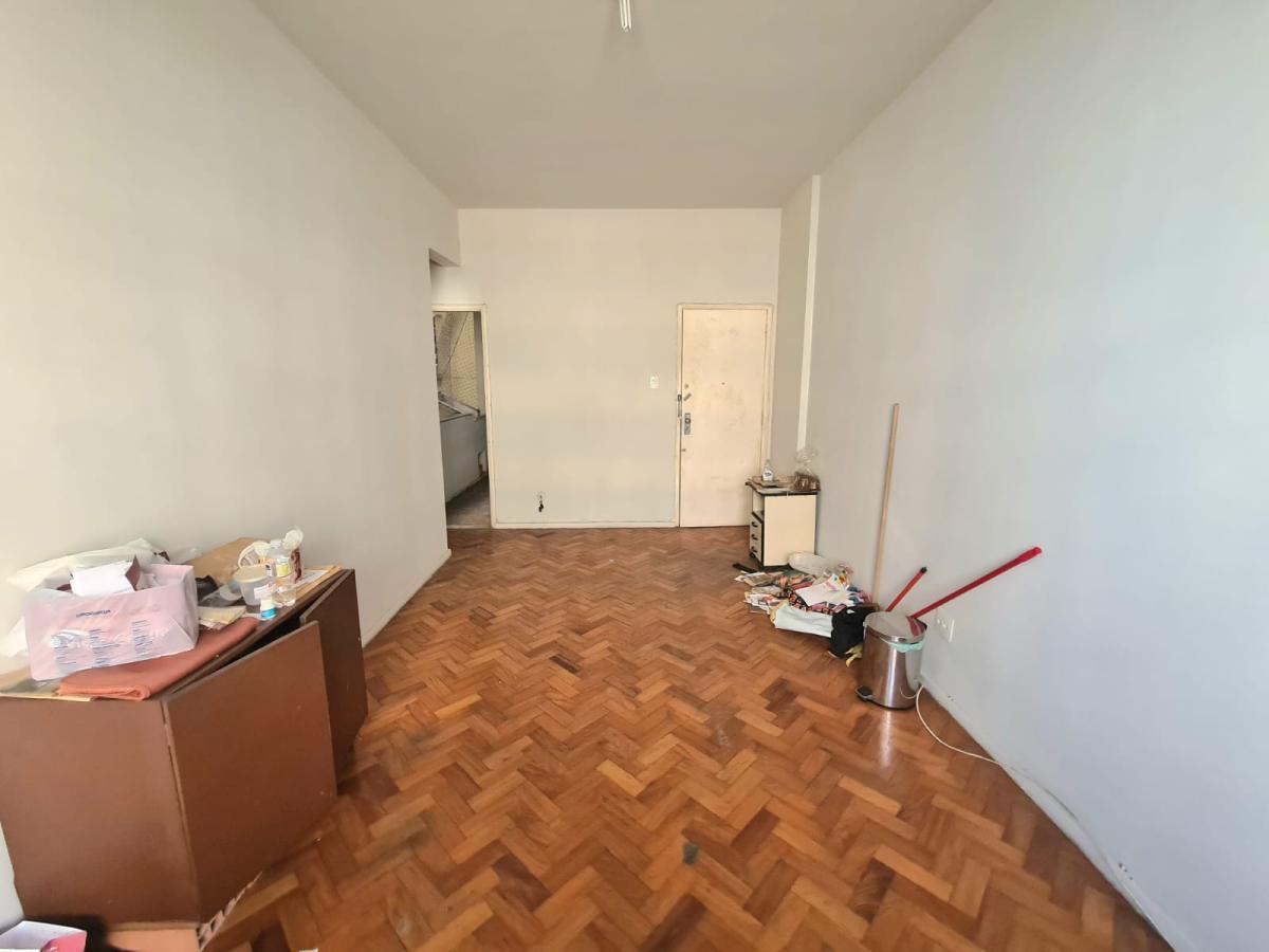 Apartamento à venda com 1 quarto, 50m² - Foto 16