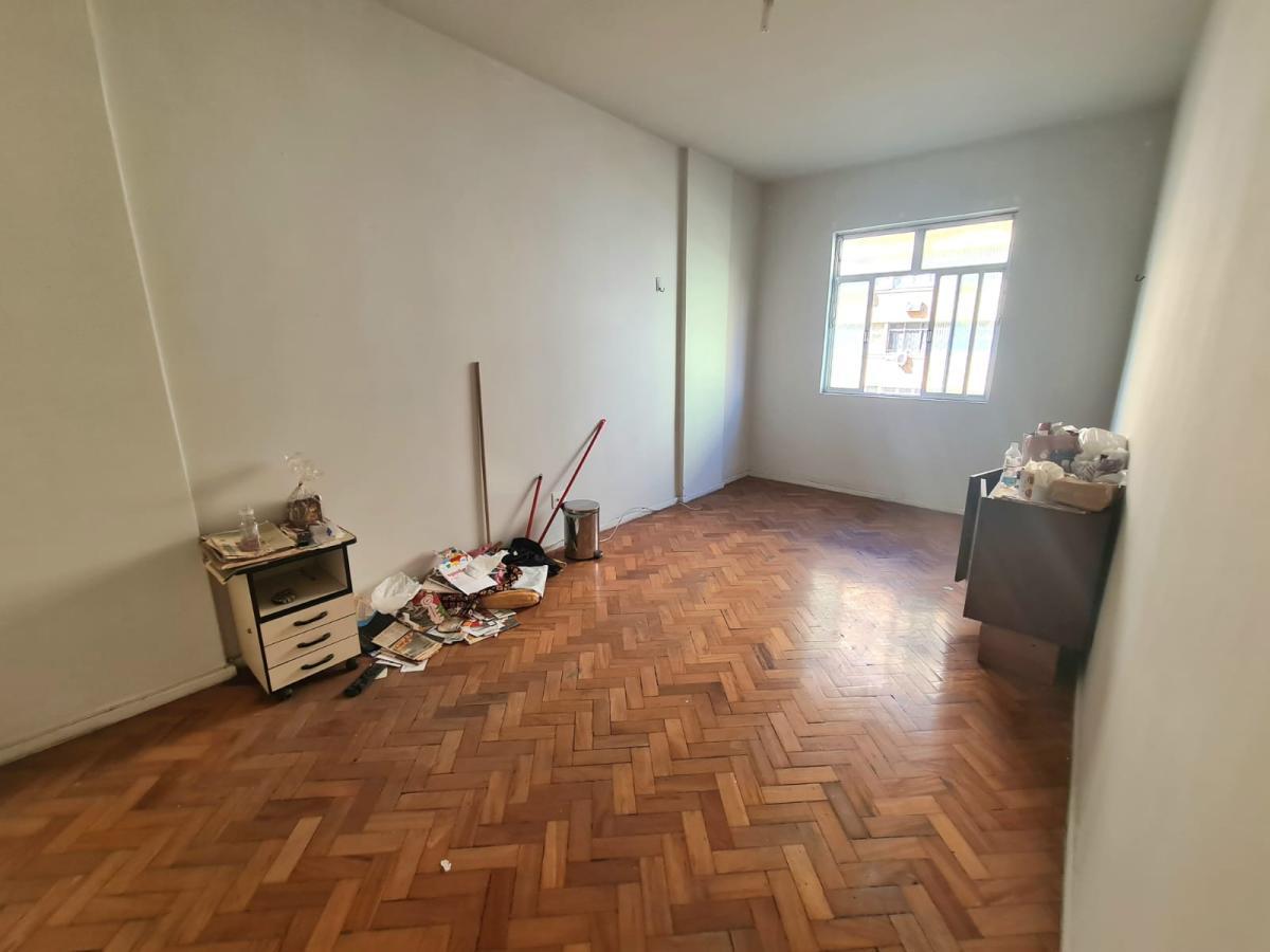 Apartamento à venda com 1 quarto, 50m² - Foto 15