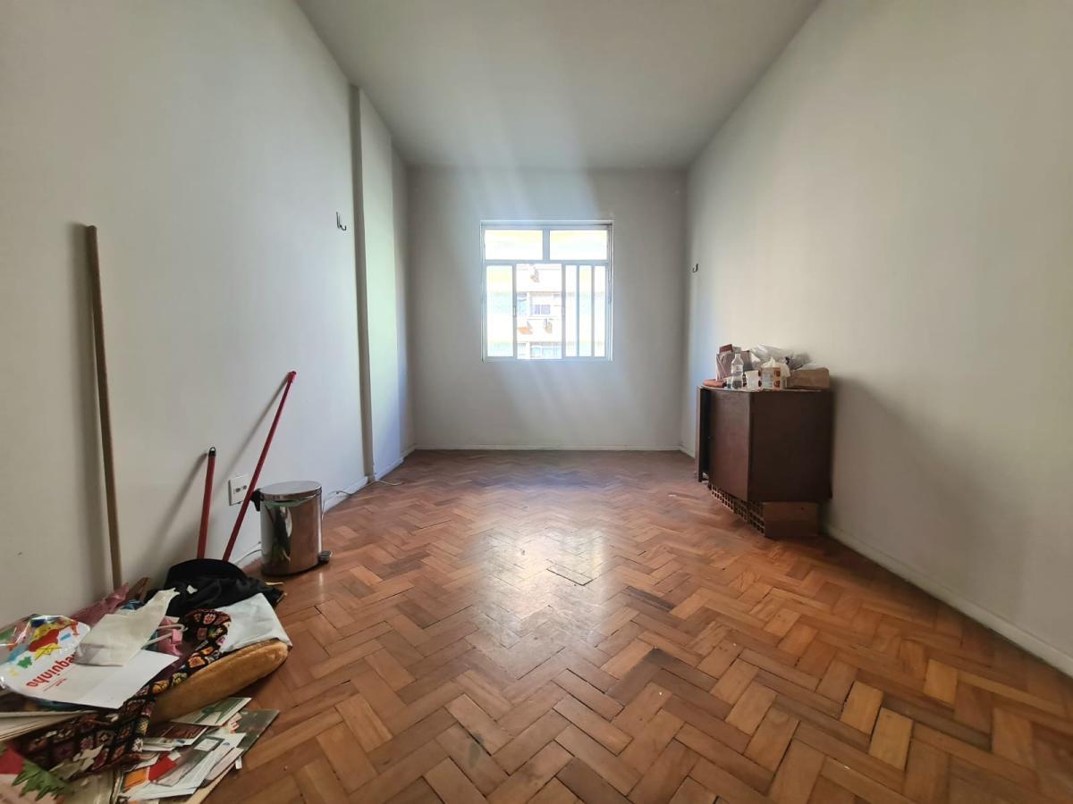 Apartamento à venda com 1 quarto, 50m² - Foto 17