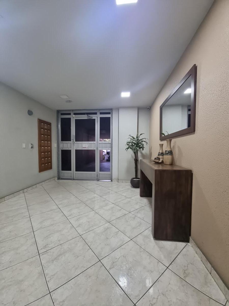 Apartamento à venda com 2 quartos, 55m² - Foto 17