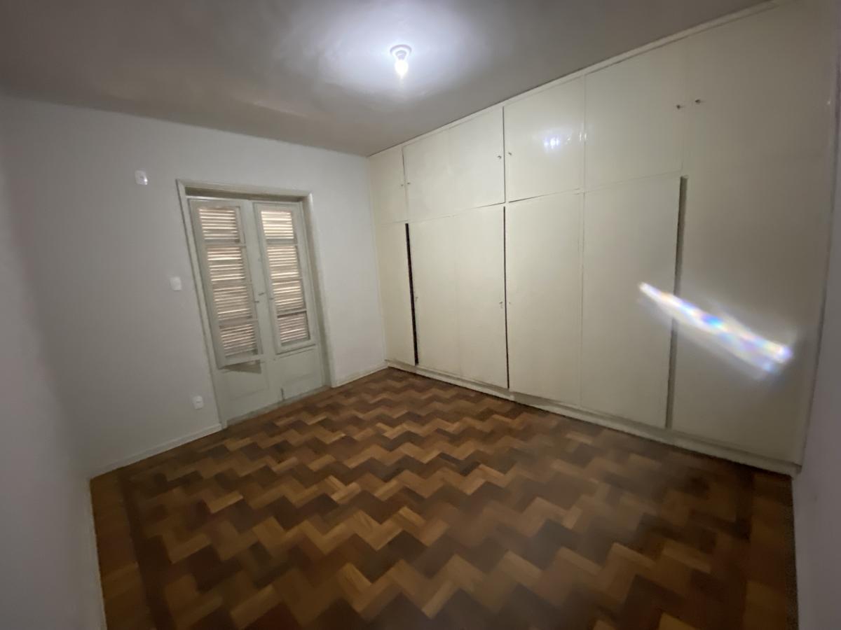 Apartamento à venda com 6 quartos, 223m² - Foto 24