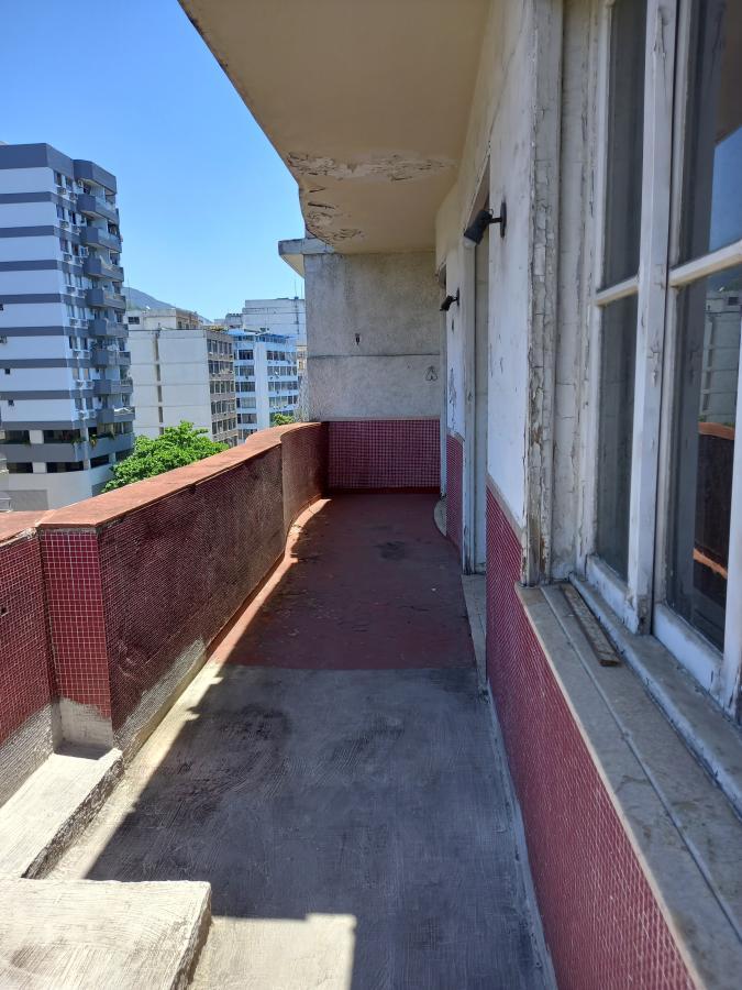 Apartamento à venda com 2 quartos, 120m² - Foto 20