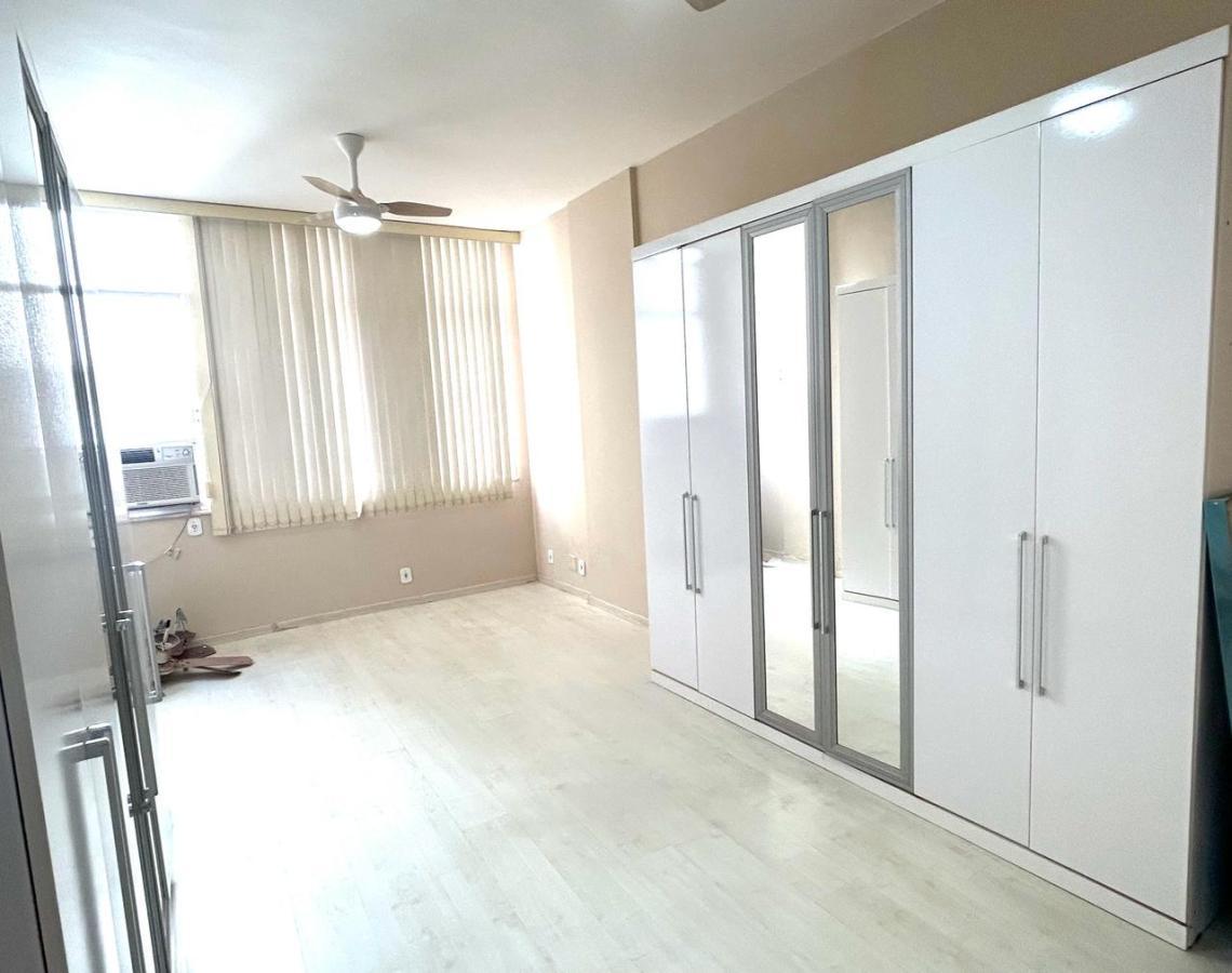 Apartamento à venda com 1 quarto, 41m² - Foto 21