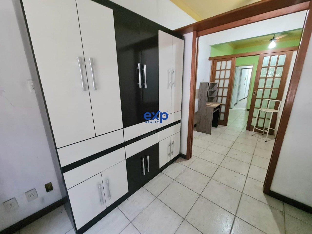 Apartamento à venda com 1 quarto, 42m² - Foto 4