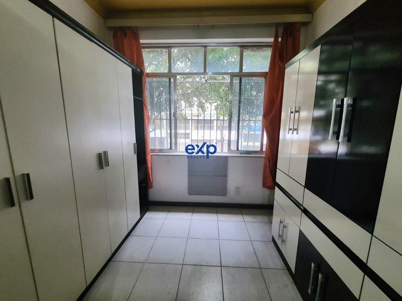 Apartamento à venda com 1 quarto, 42m² - Foto 12