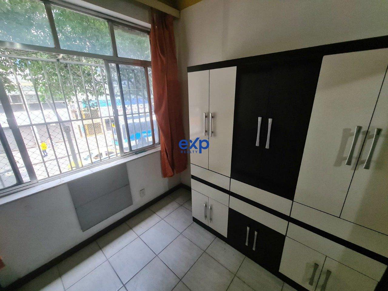 Apartamento à venda com 1 quarto, 42m² - Foto 9