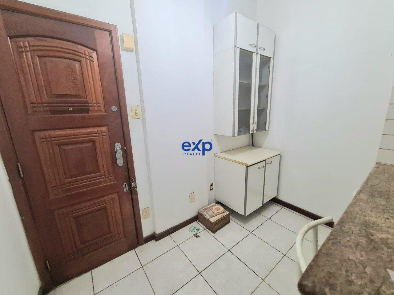 Apartamento à venda com 1 quarto, 42m² - Foto 16