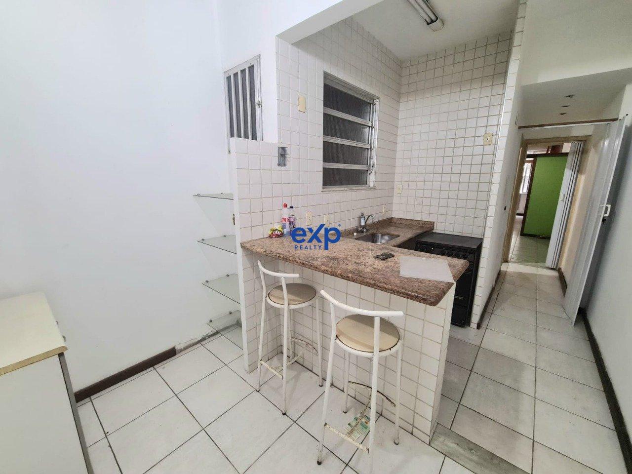 Apartamento à venda com 1 quarto, 42m² - Foto 33