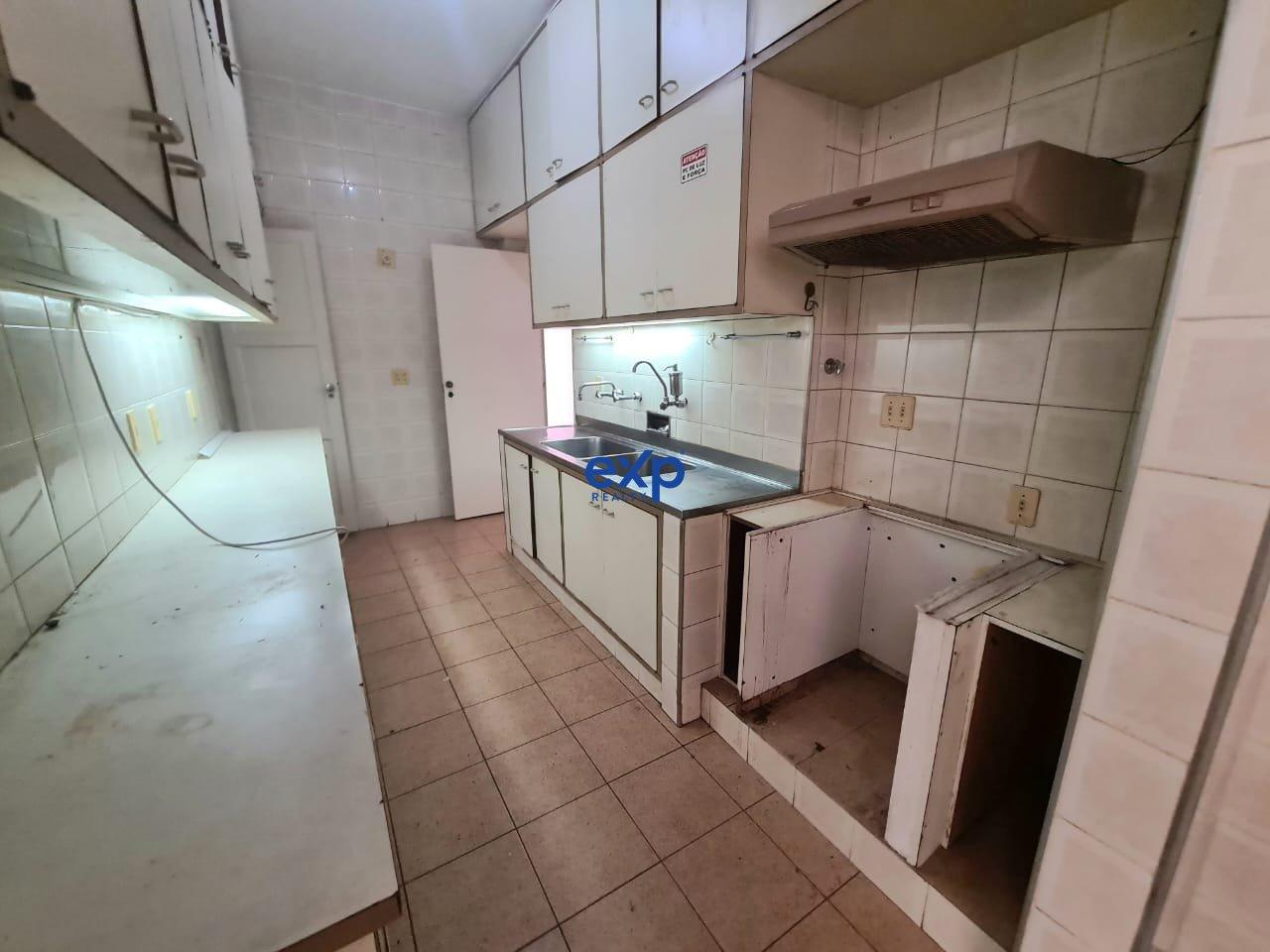 Apartamento à venda com 3 quartos, 120m² - Foto 25