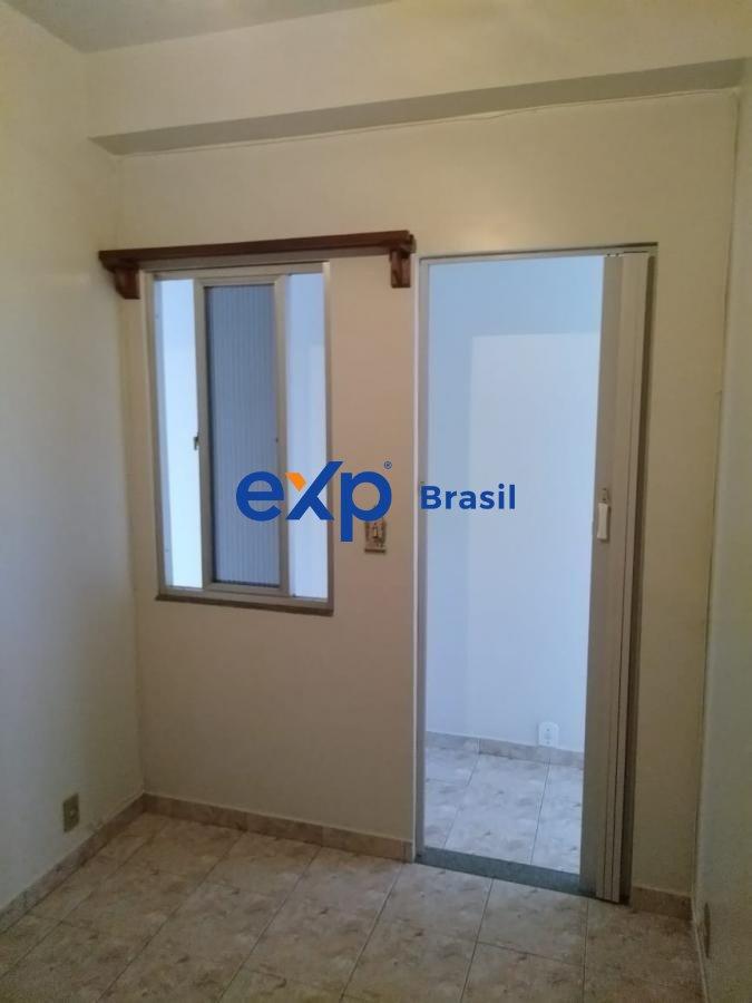 Casa à venda com 2 quartos, 120m² - Foto 26