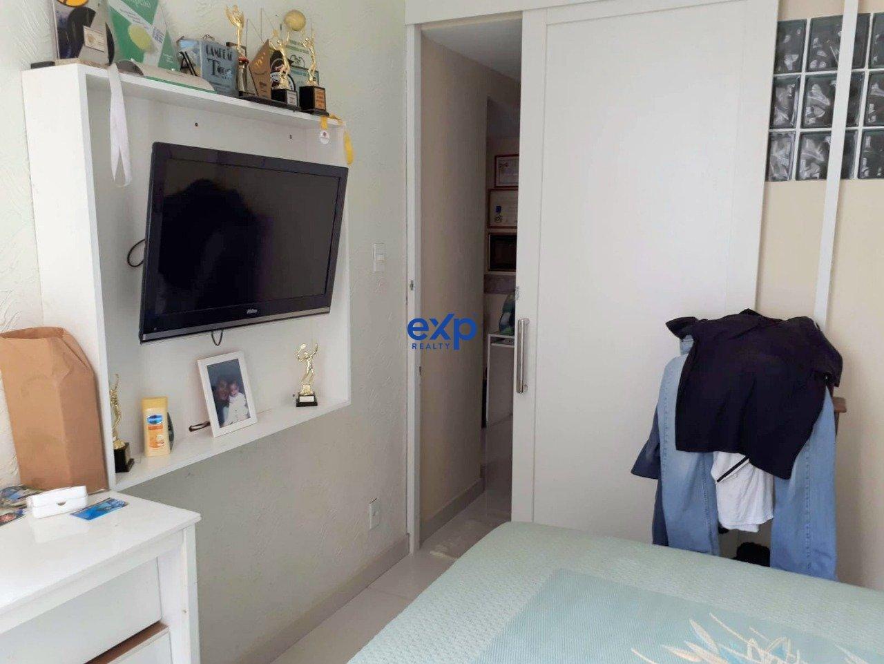 Apartamento à venda com 4 quartos, 186m² - Foto 18