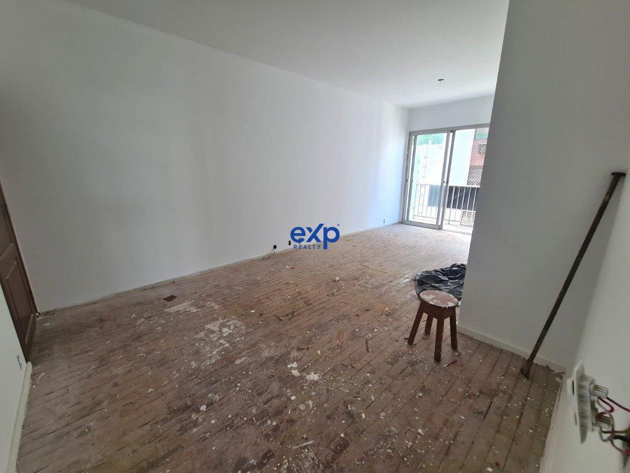 Apartamento à venda com 3 quartos, 83m² - Foto 3