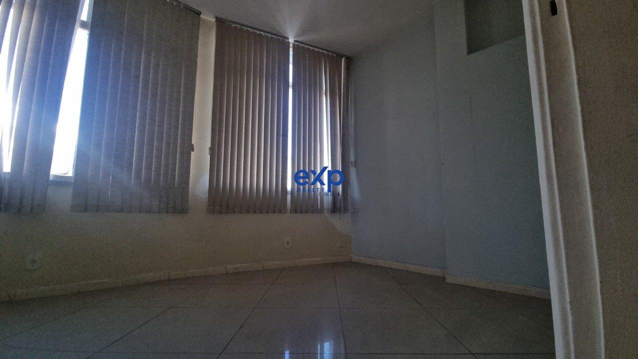 Apartamento à venda com 2 quartos, 71m² - Foto 13