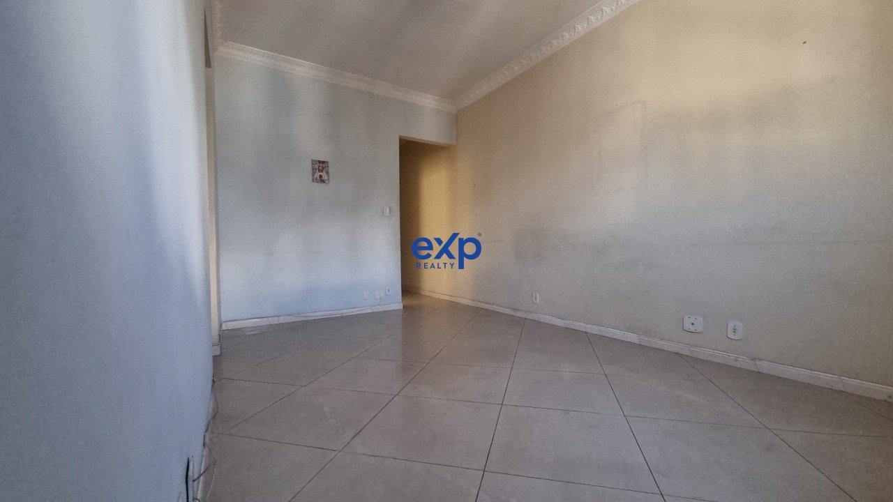 Apartamento à venda com 2 quartos, 71m² - Foto 18