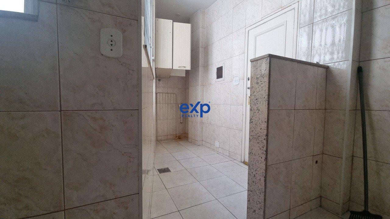 Apartamento à venda com 2 quartos, 71m² - Foto 24