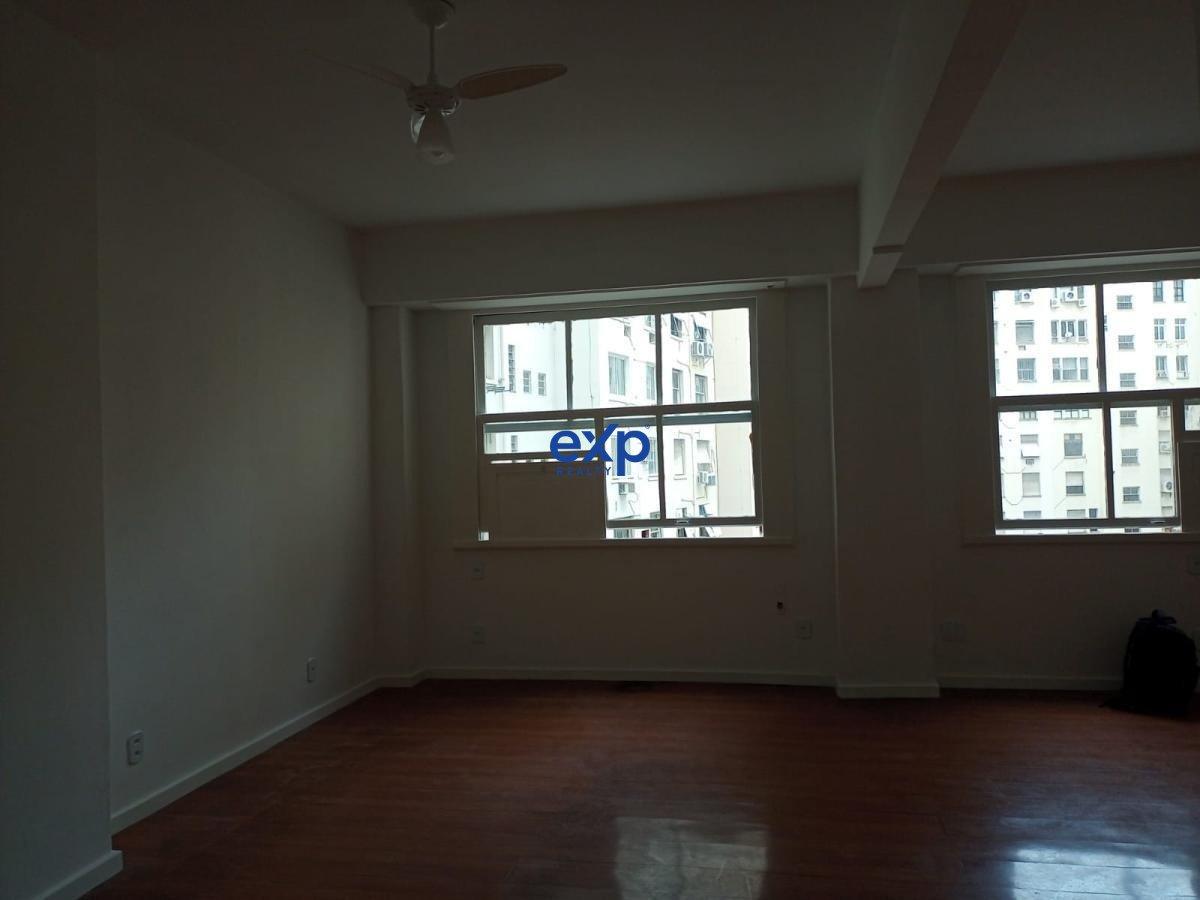 Apartamento à venda com 1 quarto, 55m² - Foto 12