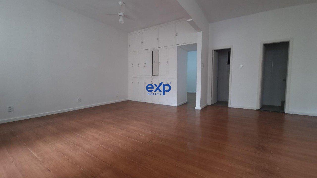 Apartamento à venda com 1 quarto, 55m² - Foto 1