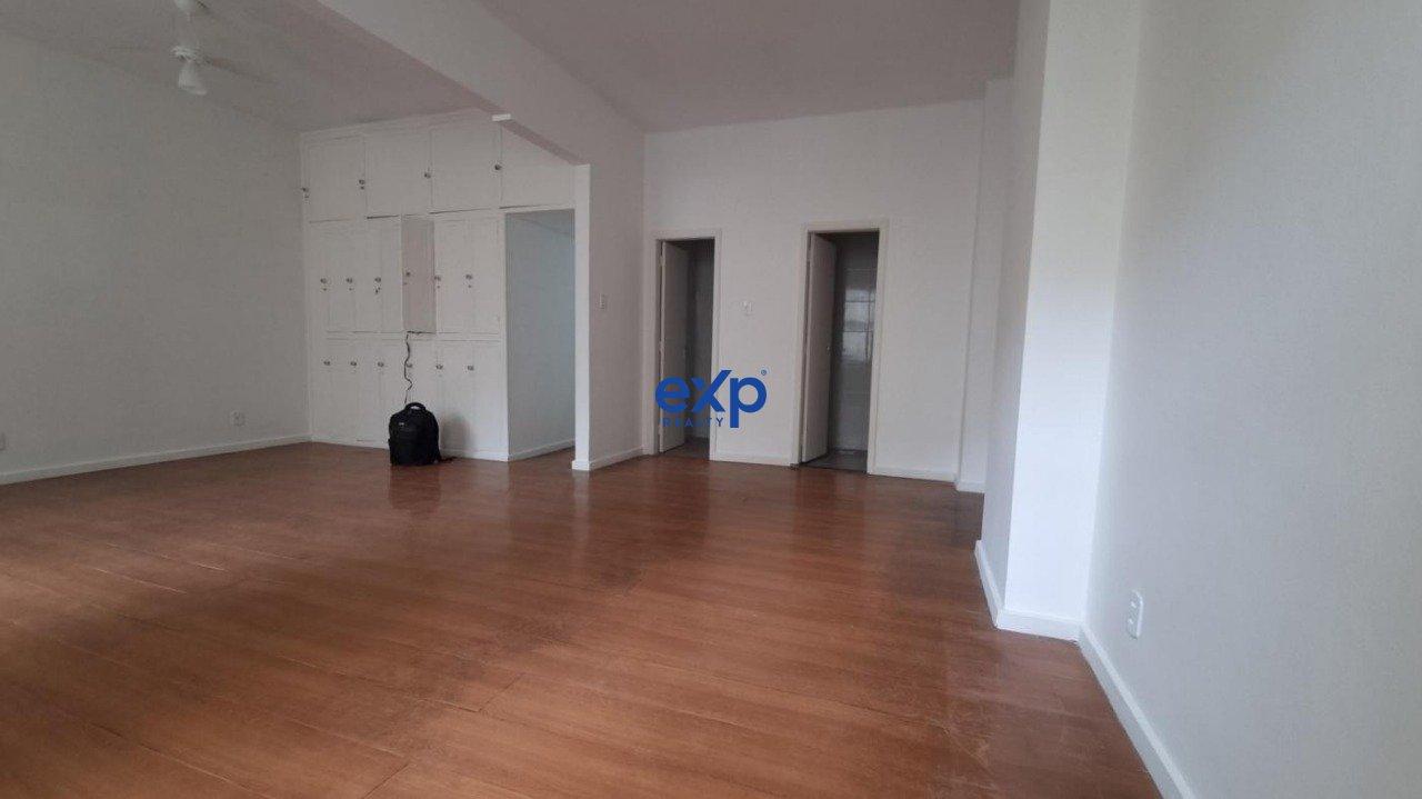 Apartamento à venda com 1 quarto, 55m² - Foto 23