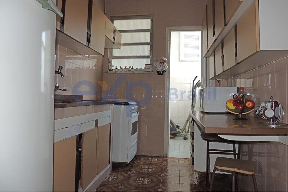 Apartamento à venda com 2 quartos, 77m² - Foto 7