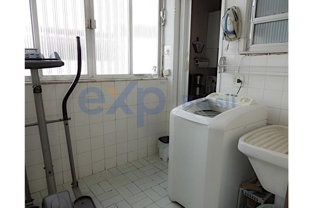 Apartamento à venda com 2 quartos, 77m² - Foto 8