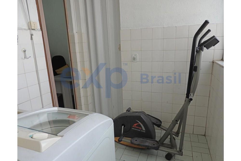 Apartamento à venda com 2 quartos, 77m² - Foto 6