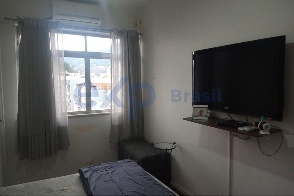 Apartamento à venda com 2 quartos, 77m² - Foto 3