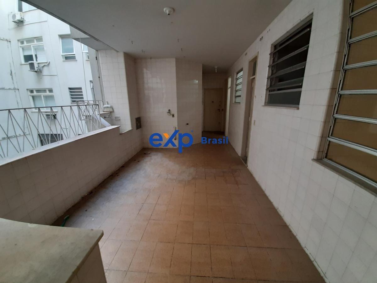 Apartamento à venda com 4 quartos, 370m² - Foto 17