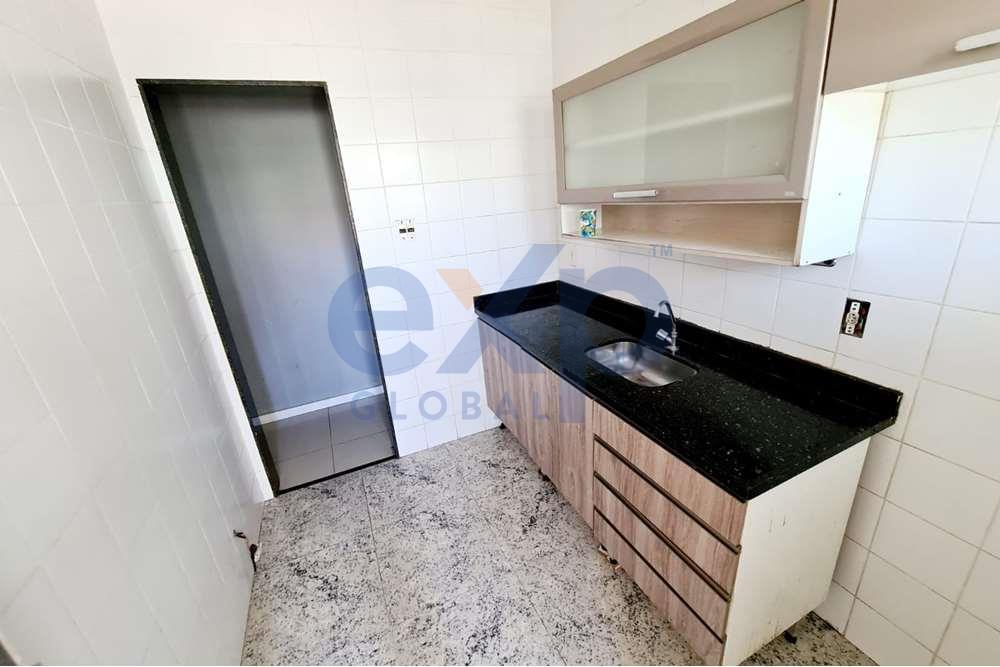 Apartamento à venda com 2 quartos, 67m² - Foto 5