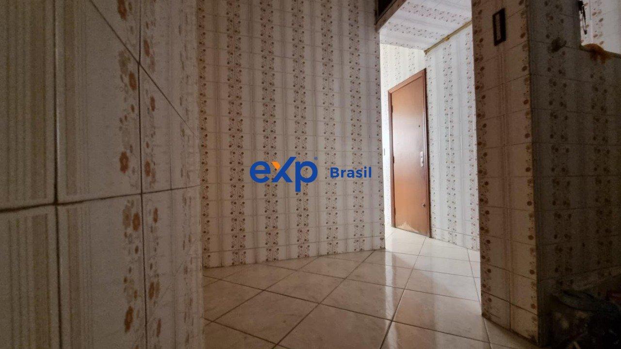 Apartamento à venda com 3 quartos, 67m² - Foto 2