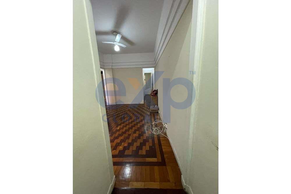 Apartamento à venda com 2 quartos, 70m² - Foto 3