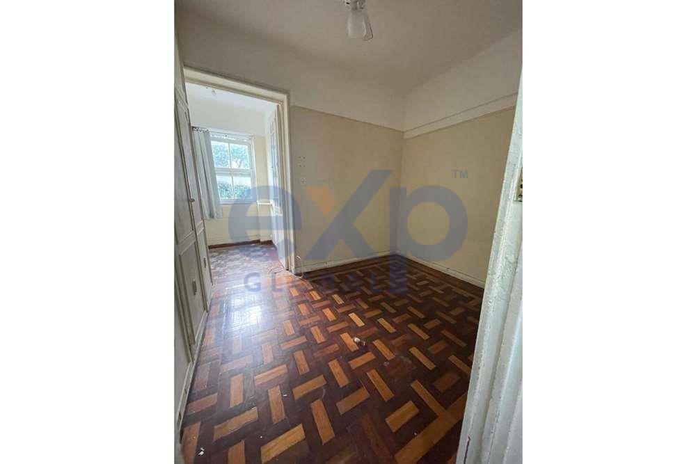 Apartamento à venda com 2 quartos, 70m² - Foto 11