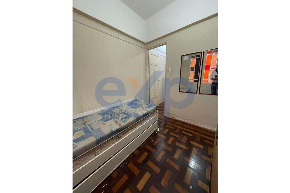 Apartamento à venda com 2 quartos, 70m² - Foto 5