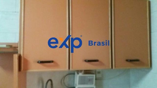 Apartamento à venda com 3 quartos, 90m² - Foto 2