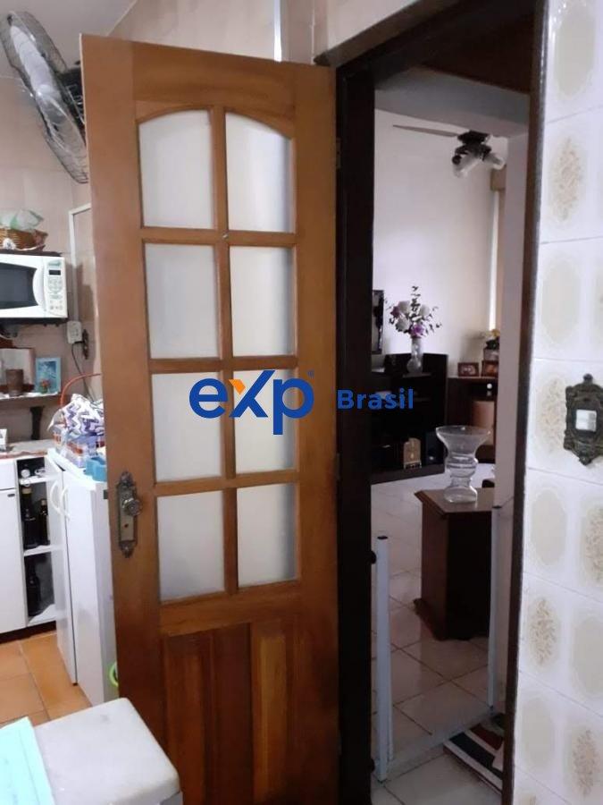 Apartamento à venda com 2 quartos, 75m² - Foto 19