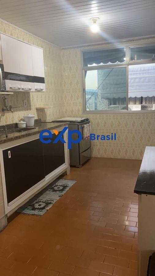 Apartamento à venda com 3 quartos, 180m² - Foto 11