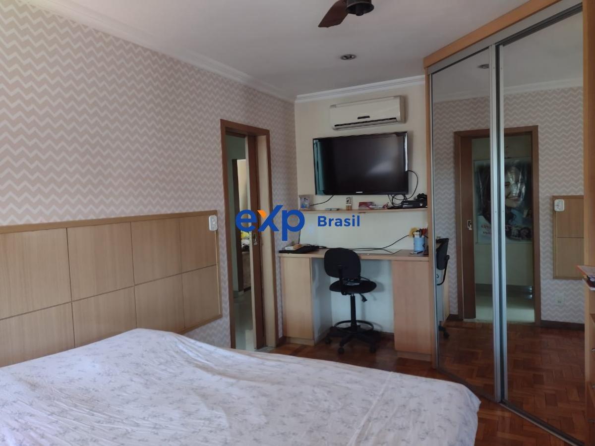 Apartamento à venda com 3 quartos, 180m² - Foto 14