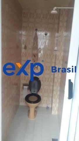 Apartamento à venda com 2 quartos, 70m² - Foto 3