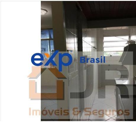 Apartamento à venda com 2 quartos, 64m² - Foto 4