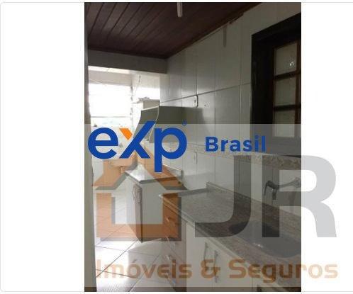 Apartamento à venda com 2 quartos, 64m² - Foto 13